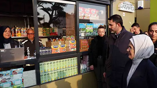 Emine Erdoğan, BM Habitat İcra Direktörü Sharif ile deprem bölgesine gitti