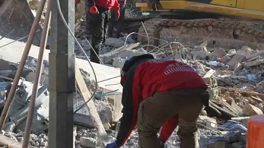 Emre apartmanında 72 saat sonra umutlar yeniden yeşerdi