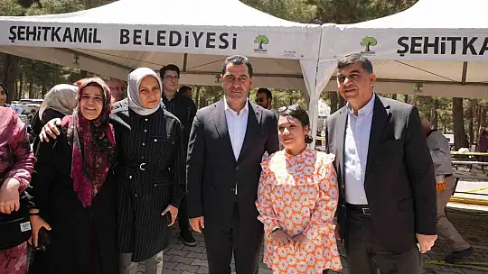 En güzel çiğ köfteyi yapanlar ödüllendirildi