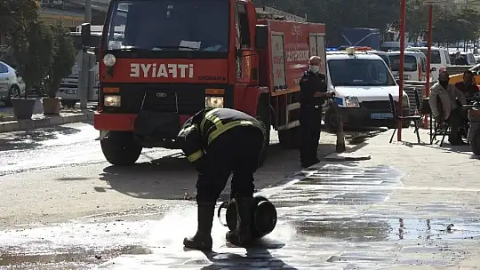 Çay demlerken tüpte unutulan demlik yangına neden oldu