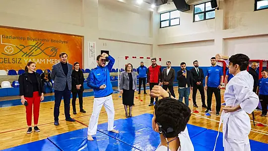 Engelleri kaldıran merkez