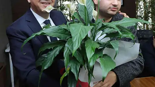 Engelli ve özel sporcular, Fadıloğlu'nu ziyaret etti