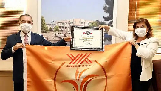 Engelsiz üniversite ödülleri yarışmasında GAÜN'e üç kategoride 6 ödül
