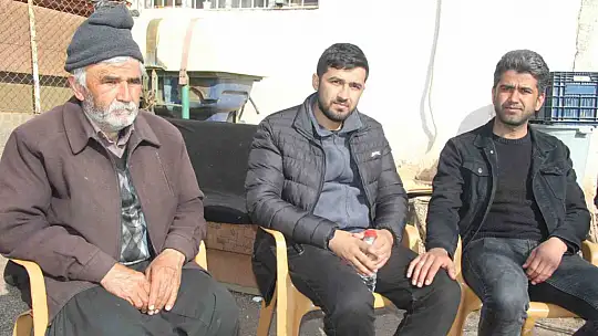 Enkaz altındaki 261 saatlik dehşeti anlattı
