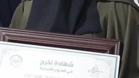 Enkazdan 106 saat sonra sağ çıkarıldı, ilk isteği döner ekmek oldu