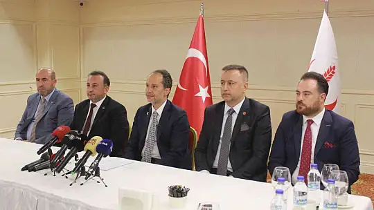 Erbakan, seçime parti olarak kendi adayları gireceklerini açıkladı