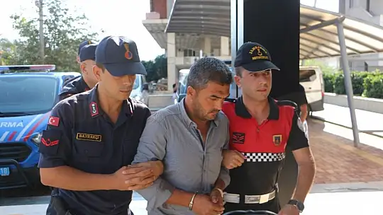 Eşini 14 kez bıçaklayarak öldüren sanıktan kan donduran ifade