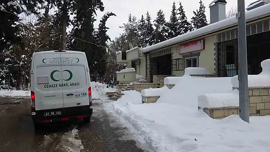Eşini öldürdükten sonra 'intihar etti' diyen sanığa ağırlaştırılmış müebbet hapis cezası
