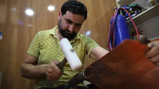 Ev fiyatına devasa bakır ibrik