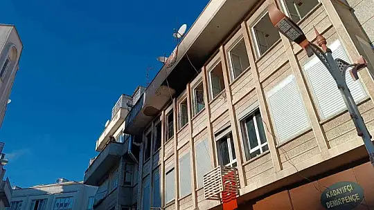 Evde çıkan yangın paniğe neden oldu