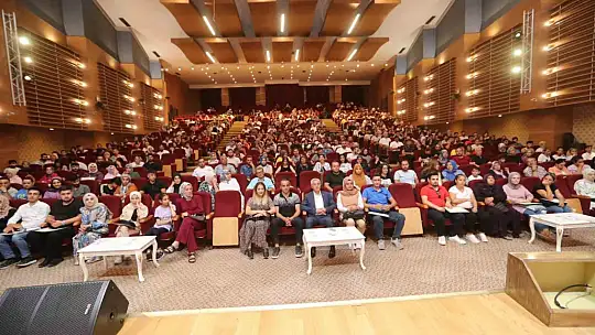 Evlilik Okulu´nda eğitim gören 312 çift sertifikasını aldı
