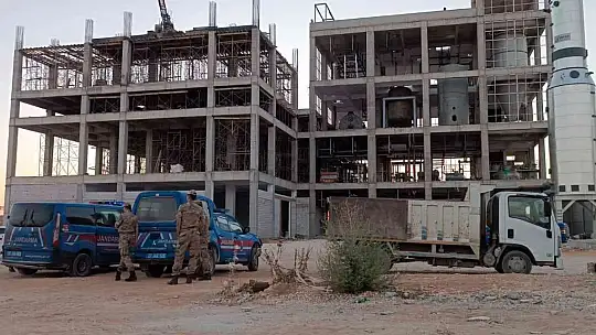 Fabrika inşaatında ölen işçinin cenazesi memleketine gönderildi