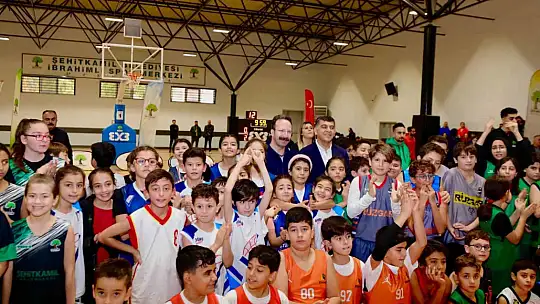 Fadıloğlu: '100. yıl coşkumuz devam ediyor'