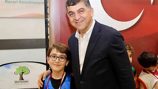 Fadıloğlu: '100. yıl coşkumuz devam ediyor'