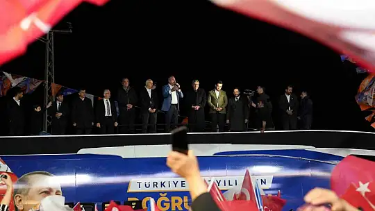 Fadıloğlu: 'Biz, vatandaşımızın emrinizdeyiz'