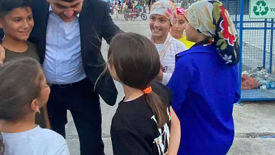 Fadıloğlu, depremzedeler ile bir araya geldi