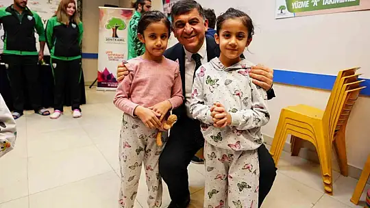 Fadıloğlu, geleceğin şampiyonları ile buluştu