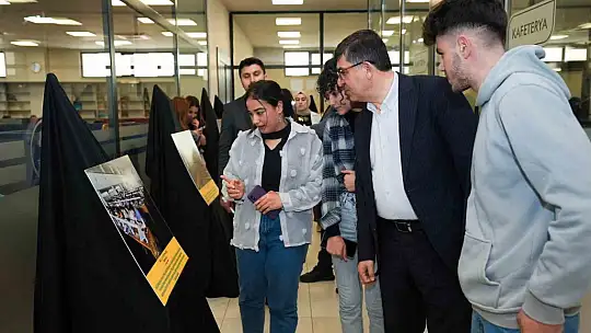 Fadıloğlu, gençlerle 'bilinçli genç olmak' üzerine konuştu