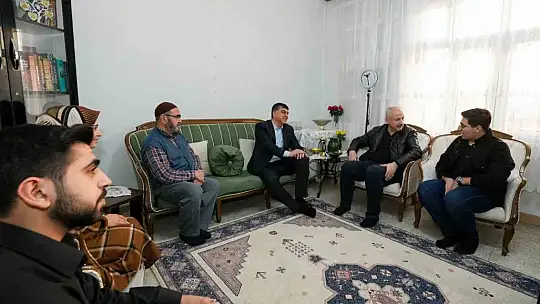 Fadıloğlu ile Kaymakam Duran yetimlerle iftar açtı