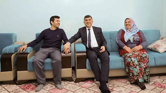 Fadıloğlu, Karayılan'ın doğum günü davetine icabet etti