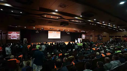 Fadıloğlu:'Maaşlara yüzde 100 zam'