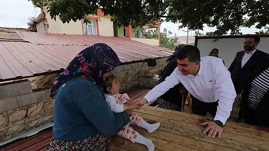 Fadıloğlu, mahalle sakinlerinin taleplerini dinledi
