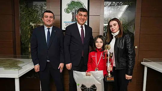 Fadıloğlu, milli sporcuları ağırladı