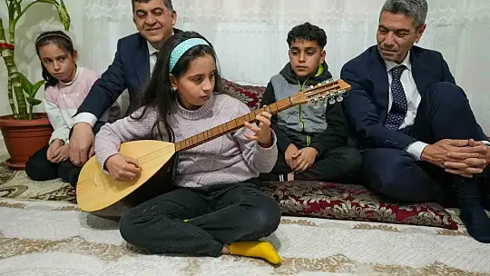 Fadıloğlu'na sürpriz karşılama
