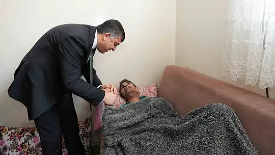 Fadıloğlu'ndan, engelli vatandaşlara sürpriz ziyaret