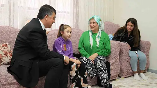 Fadıloğlu'ndan, engelli vatandaşlara sürpriz ziyaret