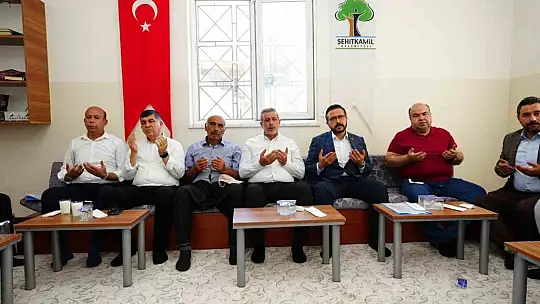 Fadıloğlu ve Çelikaslan kırsal mahallelerdeki vatandaşlarla bir araya geldi