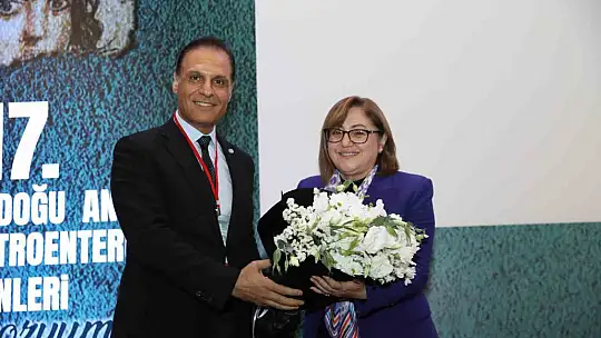 Fatma Şahin'den zorlu 'R' sınavı