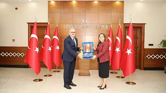 Fatma Şahin,'Yerli aşıyla birlikte dünyayı cennete dönüştüreceğiz'