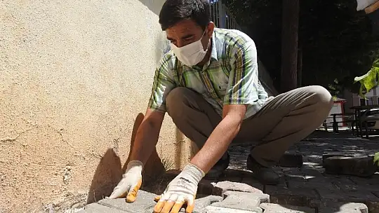 Fedakar öğretmenler öğrencileri için kolları sıvadı