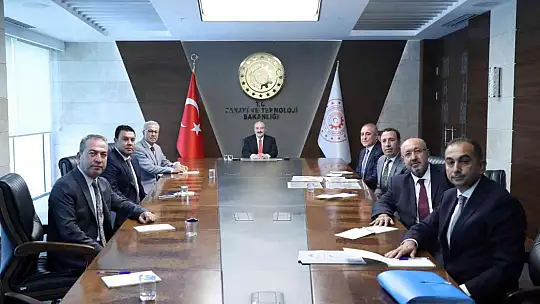 Fırat'ın Suyunun OSB'ye getirilmesi projesi Bakan Varank'a teslim edildi