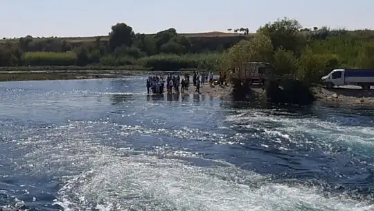 Fırat Nehri'nde boğulan gencin son anlarına ait görüntüler ortaya çıktı