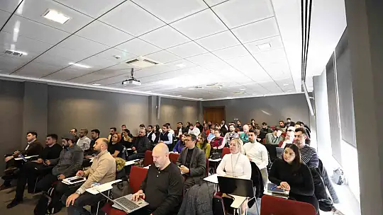 GAİB 2023 yılının son dış ticaret eğitimini gerçekleştirdi