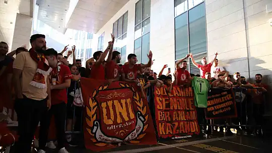Galatasaray takımı Gaziantep'te