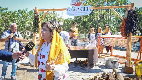 Gastroantep festivali, antepfıstığı hasadı ve şire yapımıyla başladı
