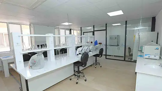 GAÜN beslenme ve diyetetik bölümü iki yeni laboratuvar ile eğitim öğretime başlıyor
