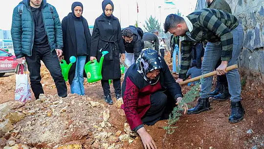 GAÜN'de 6 Şubat anma etkinliği