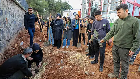 GAÜN'de 6 Şubat anma etkinliği