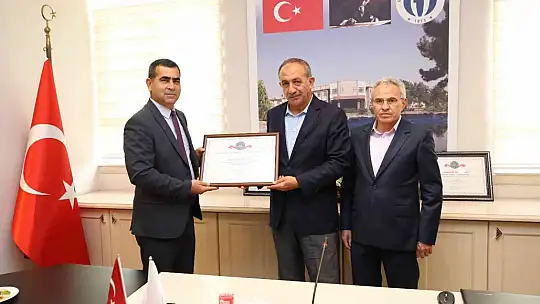 GAÜN'de engelsiz üniversite bayrakları dalgalanmaya devam ediyor