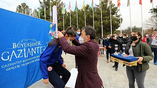 Gazilik ünvanı anısına koşu