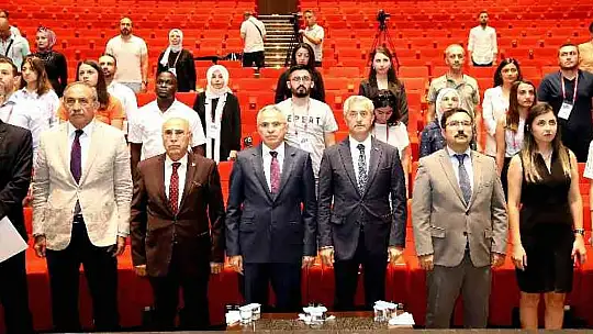 GAÜN'de göç ve sosyal uyum yaz akademisi başladı
