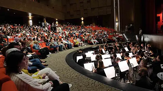 GAÜN'de kültür yolu festivali devam ediyor