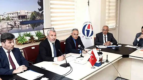 GAÜN'de ÖSYM koordinatörleri değerlendirme toplantısı