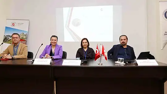 GAÜN'de teknolojinin izinde inovasyon ve kariyer sohbetleri