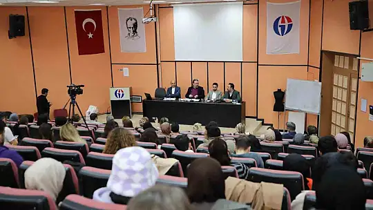 GAÜN'de Tekstil ve Halı Sektöründe Pazarlama paneli