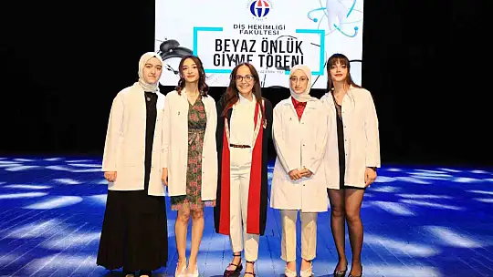 GAÜN Diş Hekimliği Fakültesi öğrencilerinin beyaz önlük gururu